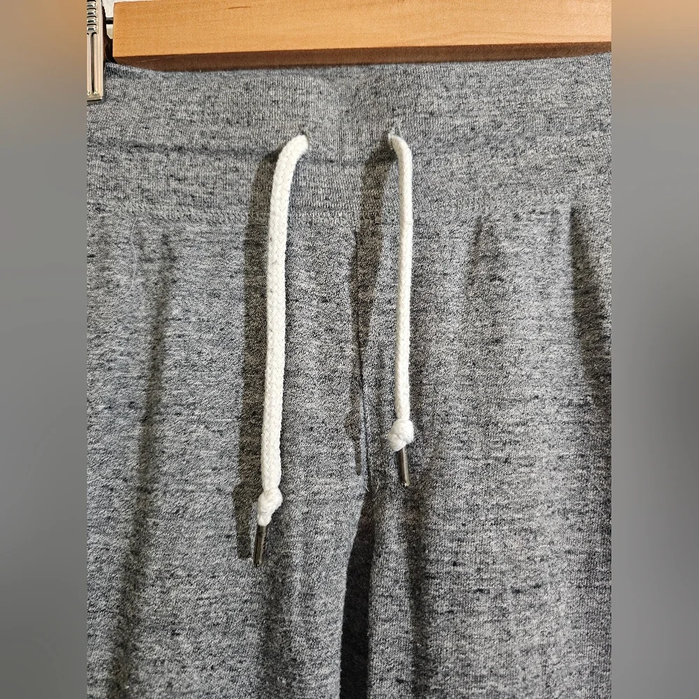 Nike Charcoal Gray Capri Sweatpants - Picture 3 of 7